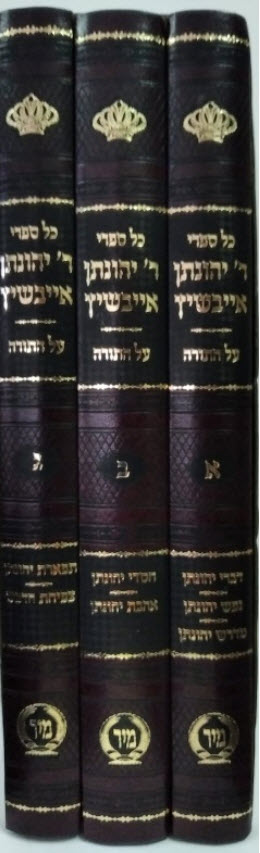 9562